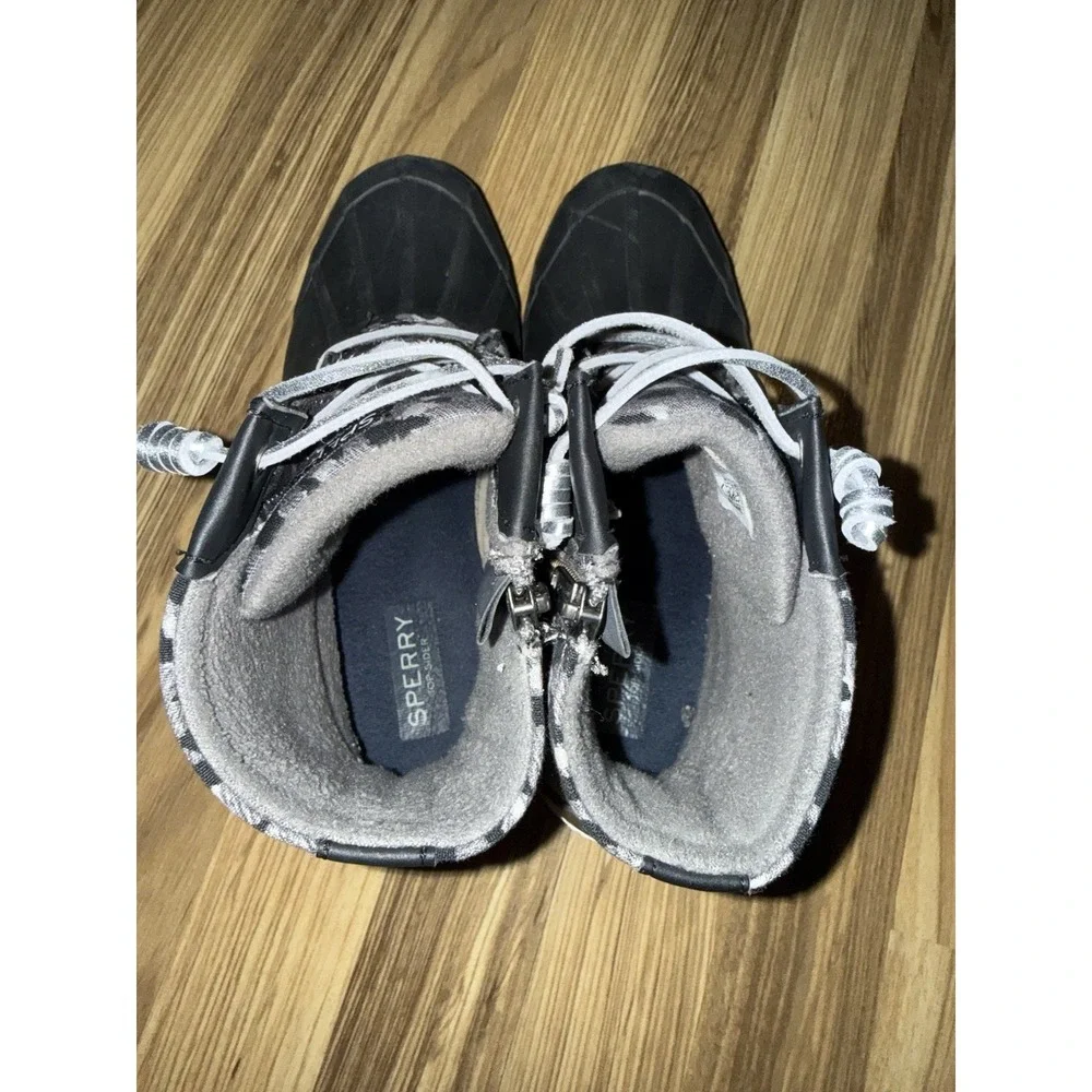 Sperry Syren Gulf Cheetah Duck Boots Women's 8.5 Black Gray‎ Silver